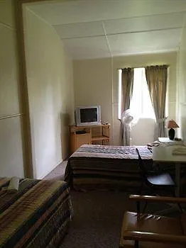***  Herston Place Motel Brisbane Australia